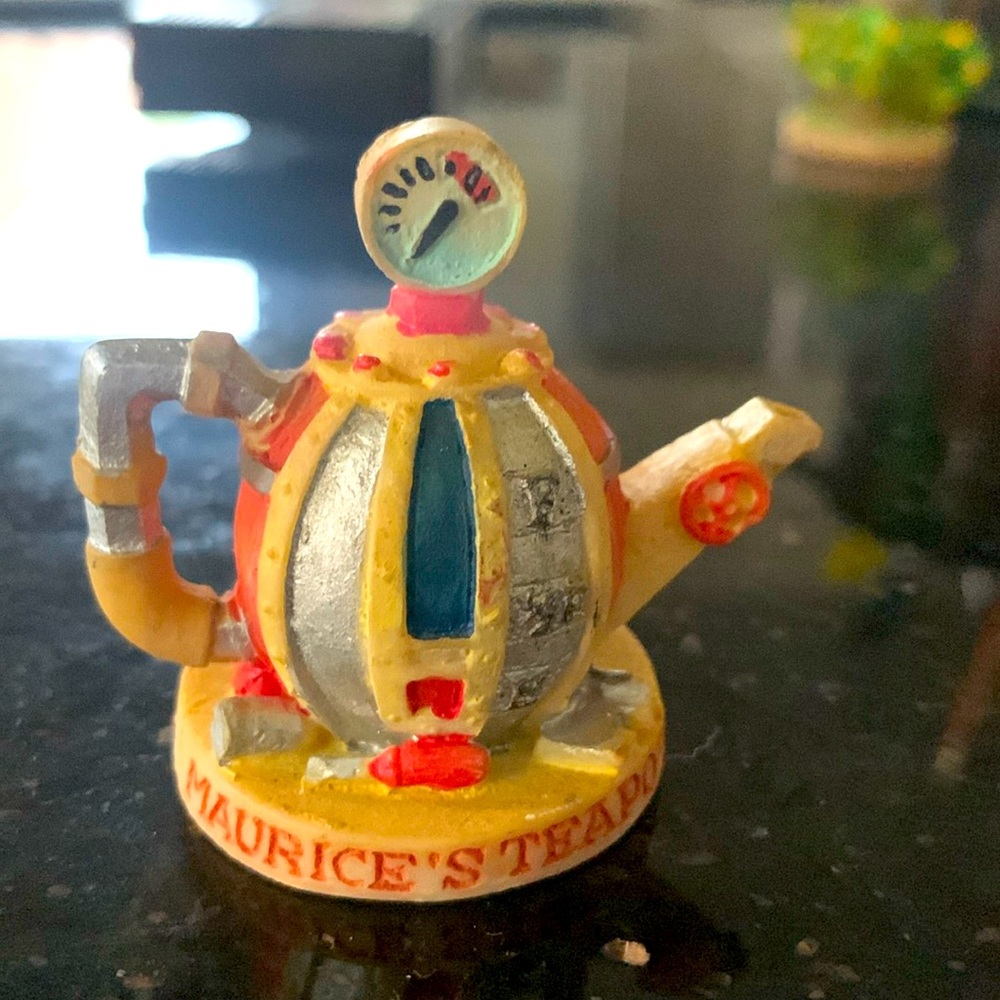 3for $15 bundle Tetley s limited edition mini teapot Maurice’s gas pump